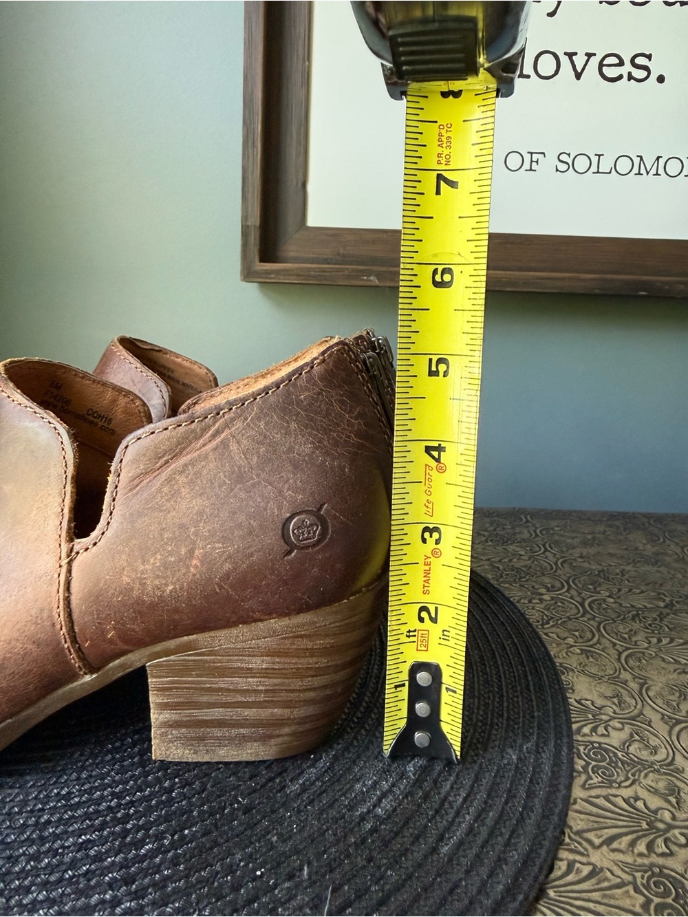 LIKE NEW — Born Chestnut Leather Ankle Booties - Picture 15 of 16